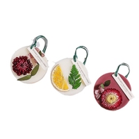 Nouvelle Aromathérapie Cire Pièce Placard Salle De Bains Parfum Enlèvement Fleur Séchée Pendentif Frais et Parfumé Cadeau D'anniversaire Décoration
