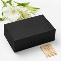 Boîte à bijoux en charbon de bois foncé écologique en gros, boîte cadeau en papier kraft personnalisée avec logo d'usine et coton blanc pour collier