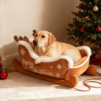 Lit d'hiver pour chien et chat en forme de traîneau de Noël, en polyester, lavable, portable, durable, sans assemblage requis, pour usage intérieur