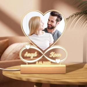 مصباح ليلي ثلاثي الأبعاد حسب الطلب مصباح طاولة أكريليك Led صور مع قاعدة خشبية سهلة الاستخدام - Product Image 2