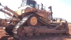 รถดันดินมือสอง Cat D11R สภาพ 95% พร้อมจำหน่าย ลดราคาพิเศษ อะไหล่สำคัญอยู่ครบ ได้แก่ ปั๊มและเครื่องยนต์ - Product Image 2