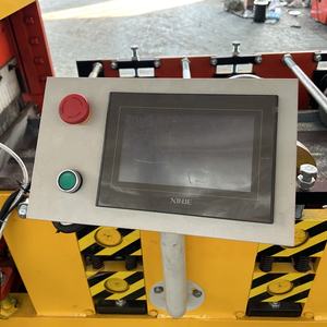 휴대용 스탠딩 심 롤 성형기 지붕 벽 패널 롤 성형기 조인트 숨김형 강철 지붕 패널 기계 - Product Image 5