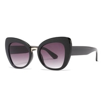 Lunettes de soleil de luxe Cat Eye UV400 certifiées Global Recycled Standard, idéales pour les trajets quotidiens et la conduite en plein soleil