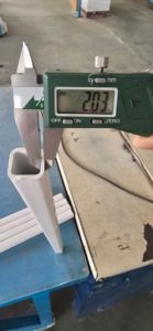 Bebederos de animales resistentes a la corrosión Instalación ligera y conveniente/Transporte Ahorro de inversión y costos - Product Image 3