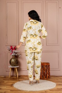 Floral Printed <b>Kurta</b> Pant Set for <b>Women</b> Cream Yellow Ethnic Wear Sleeve Straight Kurti Matching Bottom for Daily Casual - Product Image 6