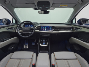 ในสต็อก 2023 ยานพาหนะพลังงานใหม่ Audi Q2 <span class=keywords><strong>Q3</strong></span> Q4 Q5 E-tron Ev รถความเร็วสูง Audi <span class=keywords><strong>Etron</strong></span> 40 รถยนต์ไฟฟ้าสําหรับขาย - Product Image 4