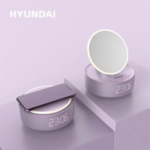 مرآة تجميل كهربائية 5 في 1 مع إضاءة LED ومكبر صوت لاسلكي بتقنية البلوتوث وساعة LED وشاحن لاسلكي 15 واط مع حامل للهاتف المحمول - Product Image 4