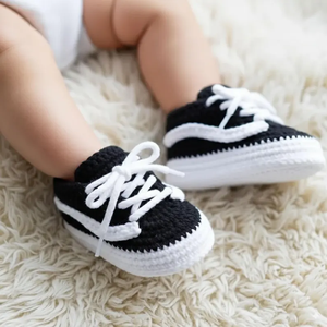 Handgefertigte Häkel-Babyschuhe mit Schnürung, gestrickte Krabbelschuhe, weiche Indoor-Lauflernschuhe - Product Image 4