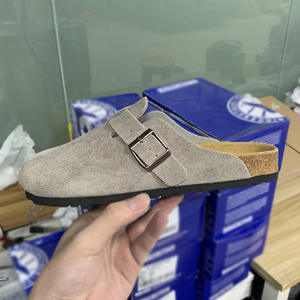 Mules Cómodos para Todas las Estaciones para <span class=keywords><strong>Hombre</strong></span> y Mujer, Marca de Diseñador Popular, Gamuza Vacuna, Entresuela de Madera, Suela Exterior de EVA, Hebilla para Clogs - Product Image 2