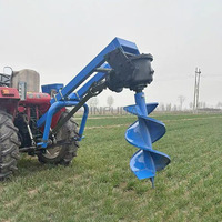 Produit phare : Tarière à engrenages à trois points, montée sur tracteur, pour le creusement de trous de plantation de palmiers, avec palettes en caoutchouc, haute performance