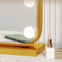 Miroir de maquillage LED de style européen en métal argenté de grande taille avec éclairage intégré, rechargeable par prise secteur, miroir de beauté de bureau