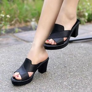 Nuevas Sandalias de Tacón Grueso para Mujer, Tallas Grandes, Moda Verano, Zapatos Casuales Antideslizantes para Mamá - Product Image 1