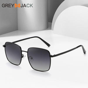 Lunettes de soleil carrées unisexes en métal, monture noire, verres TAC, protection UV400 pour la pêche, le cyclisme, la conduite et les tenues tendance - Product Image 2