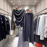 Nouvel ensemble tendance : T-shirt uni à taille irrégulière pour femme + pantalon décontracté ample à taille haute
