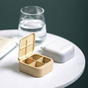 กล่องใส่ยาแบบพกพา กล่องจัดระเบียบยา 4 ช่องต่อกล่อง กล่องยาสี่เหลี่ยม - Product Image 4