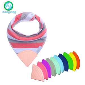 Infantile Enfants Enfants Coton Triangle Bandana <span class=keywords><strong>Dentition</strong></span> En Silicone Coin <span class=keywords><strong>Sucette</strong></span> <span class=keywords><strong>Anneau</strong></span> <span class=keywords><strong>De</strong></span> <span class=keywords><strong>Dentition</strong></span> Bébé Bavoir - Product Image 1