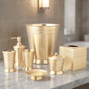 ชุดอุปกรณ์ห้องน้ำโลหะทองเหลืองขัดเงาแบบรักษ์โลก 7 ชิ้น โดย Chaman India - Product Image 2