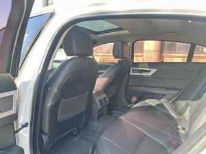 Voitures d'occasion à faible kilométrage <span class=keywords><strong>Jaguar</strong></span> XEL 2018 2.0T 200PS Édition Elite - Product Image 5