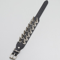 Deux Rangées Punk Gothique Rock Bracelets Cuspidal Spikes Rivet Cône Stud Large Cuir Manchette Bracelet Charme Bracelet Unisexe Bijoux