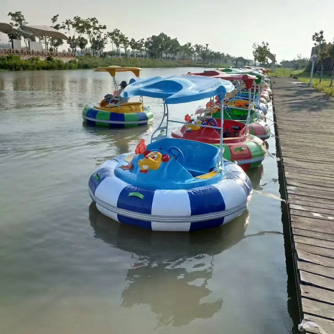 Opblaasbare Ronde Bases Bass Bumper Boot Met Water Pistool Voor Kinderen Amusement Waterpark