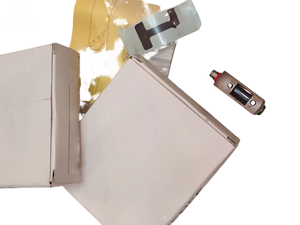 Sensor Láser para Controlador PLC, Nuevo y Original, LR-ZB250CP - Product Image 1