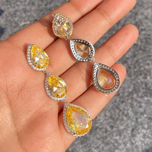 Orecchini Pendenti a Goccia con Zircone Giallo per Donne, Gioielli Scintillanti per Matrimoni ed Eventi Serali - Product Image 3