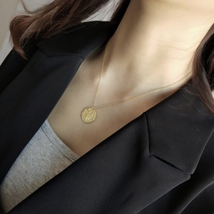 Rainboeking INS 패션 미니멀리스트 디자인 실버 925 18K 골드 바로크 쌍둥이 자리 동전 목걸이 - Product Image 5