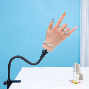 Flexible Nail Art New Hot 2024 Formation En Caoutchouc Modèle <span class=keywords><strong>Faux</strong></span> Main Silicone Nail Pratique Main Pour <span class=keywords><strong>Ongles</strong></span> - Product Image 5