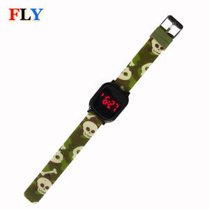 หน้าจอสัมผัสขนาดใหญ่ LED ซิลิโคนสร้อยข้อมือแฟนซี Cool เด็กดิจิตอลสายรุ้งนาฬิการูปแบบ - Product Image 4