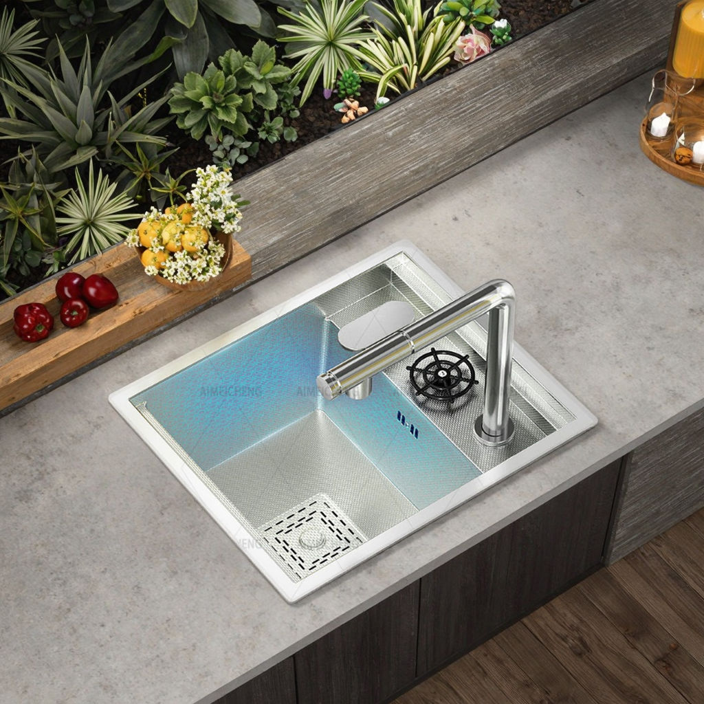 Portable Sink for Camping Durable Efficient Solutions