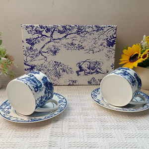 Wholesale of European Style Luxury Porcelain Coffee <b>Sets</b> and <b>Bone</b> <b>China</b> Cup and Saucer <b>Sets</b> - Product Image 3