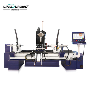 Torno CNC de Cinco Ejes de Alta Calidad con Sistema LNC RTCP, Principalmente Utilizado para el Mecanizado de Patas y Respaldos de Sillas Curvos. - Product Image 1