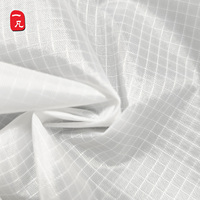 Tissu en taffetas de polyester à diffusion de lumière blanche à carreaux 210T 0,3 cm pour boîte à lumière de photographie