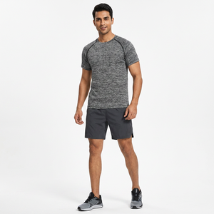 T-shirt de sport unisexe à séchage rapide cationique personnalisé Vente en gros T-shirt de course en jersey pour hommes T-shirt raglan de grande taille pour hommes - Product Image 1