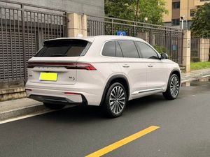 รถยนต์<span class=keywords><strong>มือ</strong></span><span class=keywords><strong>สอง</strong></span> Geely Xingyue L I-HEV 1.5T รุ่นท็อป ปี 2024 รถ SUV ไฮบริด กล้องมองหลัง 360 องศา ประหยัดน้ำมัน ขายส่งต่างประเทศ - Product Image 4