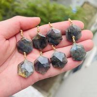 Cristaux naturels de haute qualité pendentif polyèdre coloré labradorite pendentif collier de pierres précieuses