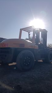Forklift Diesel Original Jepang TCM FD100 10 Ton dengan Side Shifter, Komponen Pompa & Motor Bekas - Product Image 2