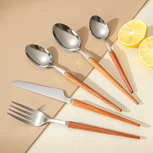 Sản phẩm mới 304 thép không gỉ 5 cái muỗng nĩa <span class=keywords><strong>Knife</strong></span> Set nhà hàng bằng gỗ xử lý dao kéo Flatware - Product Image 2