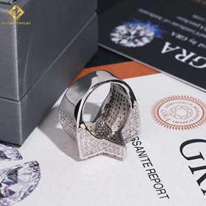 แหวนค็อกเทลทรงดาวห้าแฉกประดับมอสซาไนต์จาก ZUANFA JEWELRY เงินแท้ 925 ชุบโรเดียม ประดับเพชรแบบ Pave Setting เหมาะสำหรับทั้งชายและหญิง ใช้ในงานปาร์ตี้ - Product Image 4