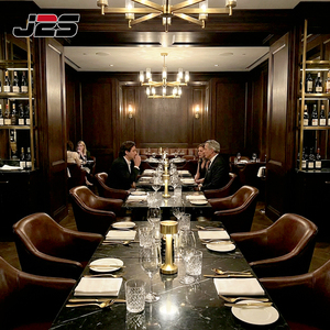 Juego <span class=keywords><strong>de</strong></span> Mesa y Sillas <span class=keywords><strong>de</strong></span> Comedor <span class=keywords><strong>de</strong></span> Alta Gama J2S para Proyectos Hoteleros Comerciales, con Asientos <span class=keywords><strong>de</strong></span> Cuero Modernos y Cubierta Rectangular <span class=keywords><strong>de</strong></span> Mármol - Product Image 1