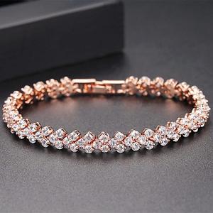 Pulsera de tenis chapada en oro rosa de 18k con circonitas cúbicas brillantes y eslabones de corazón, elegante joyería nupcial para mujer - Product Image 3
