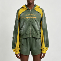 Ensemble de sweats à capuche zippés en molleton de coton, coupe oversize et courte, avec logo personnalisé, effet délavé soleil, vintage et usé, style streetwear, sérigraphie