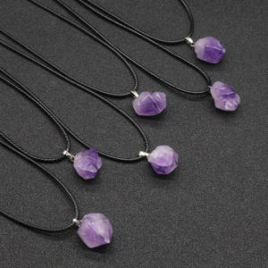 Collier d'améthyste irrégulière, pierre de couleur violette naturelle, pendentif en Quartz, bijou de roche - Product Image 4