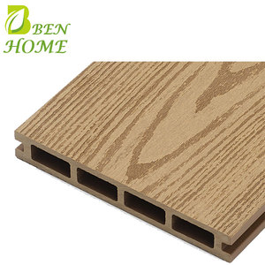 China Outdoor Decorative Wood Decking Hollow Pvc Wpc Wood Plastic Composite Decking