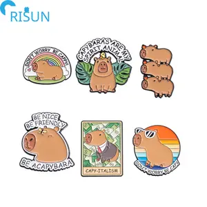 Özelleştirilmiş Cappy Happybard Capybara özel Logo yumuşak emaye Capybaras Pin capy-italism mineli yaka rozeti rozet hayvan broş