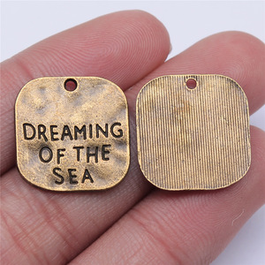 Ciondolo con Citazione 'Dreaming Sea' in Lega di Zinco <span class=keywords><strong>Argento</strong></span> Anticato, Forma Quadrata Arrotondata, per Ricordi di Matrimoni in Spiaggia - Product Image 3