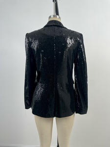 Veste de blazer ample noire pour femmes, vente en gros personnalisée, fermeture à un bouton à sequins solides pour les réunions de printemps - Product Image 4