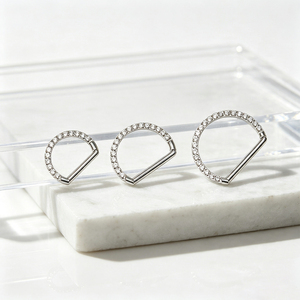 <span class=keywords><strong>Piercing</strong></span> de titanio F136 G23 con forma de D, estilo punk, con cristales de imitación, para pezón, oreja y cartílago, para mujeres y niñas - Product Image 6