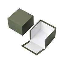 Boîte de rangement en cuir PU réutilisable haut de gamme avec logo personnalisé pour bracelet, collier, pendentif, bague, montre, organisateur de bijoux
