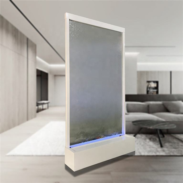 กรอบสีขาว